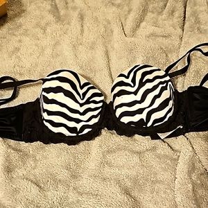 Zebra bra